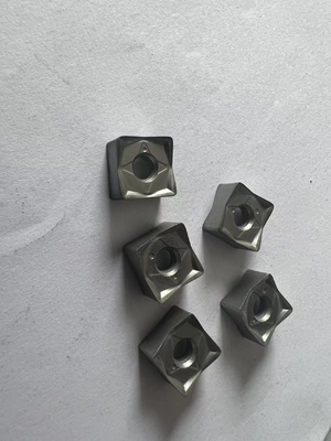 La fresatura del carburo di tungsteno del ghisa dell'OEM inserisce le inserzioni per il taglio di metalli dell'utensile per il taglio della lama SNMU130508